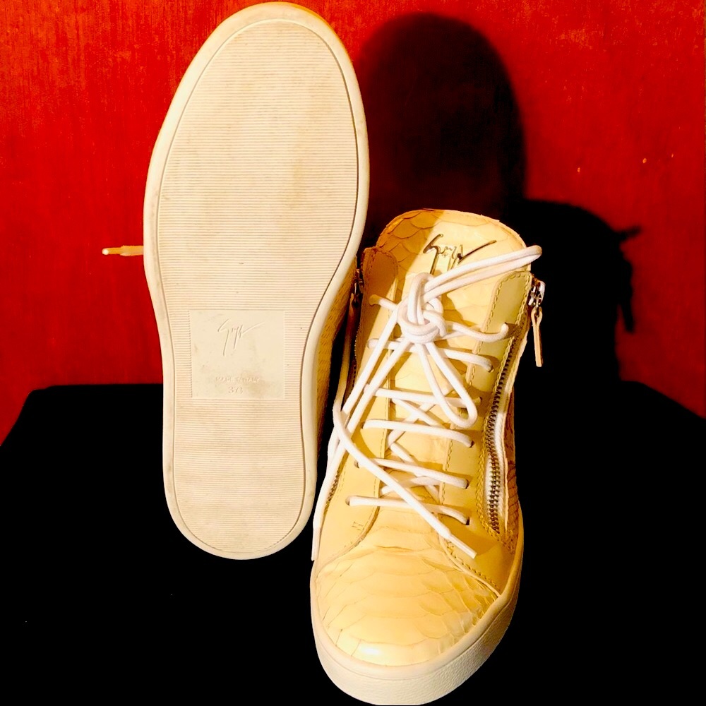 🤩Authentic Giuseppe Zanotti Snakeskin Sneakers🤩 - Picture 6 of 8